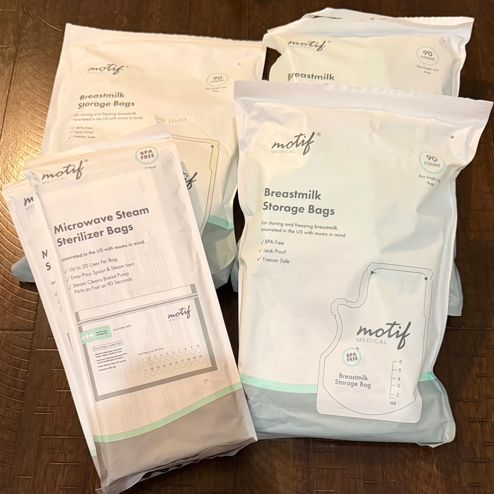 Motif Breastmilk Storage and Sterilizer Bags